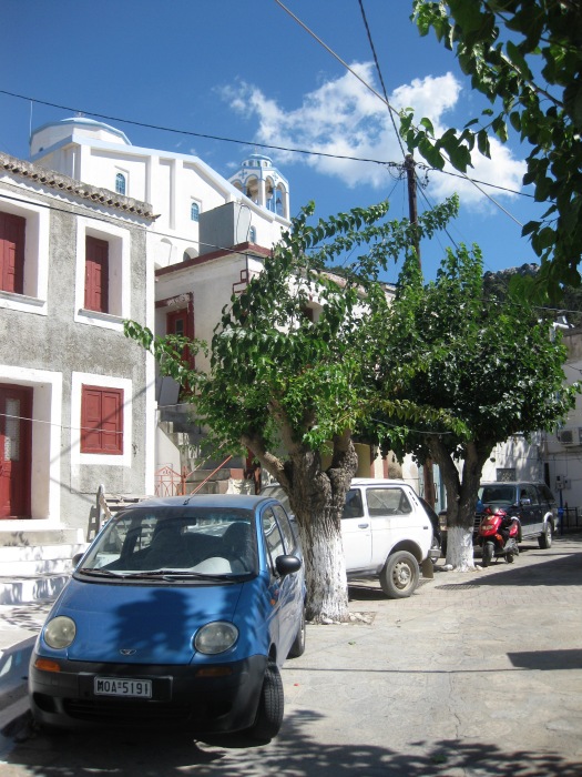 Ett besök i bergsbyn Kallithea på Samos västra sida är ett sätt att komma lokalbefolkningen lite närmare. 